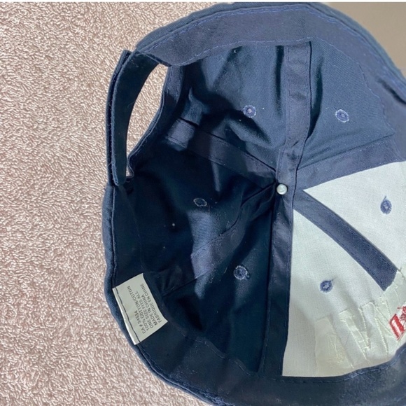 5/$25 Navy Blue Wawa Canada Hat - Picture 9 of 11